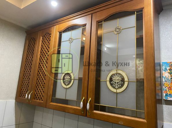 Кухня «Золотой Витраж»