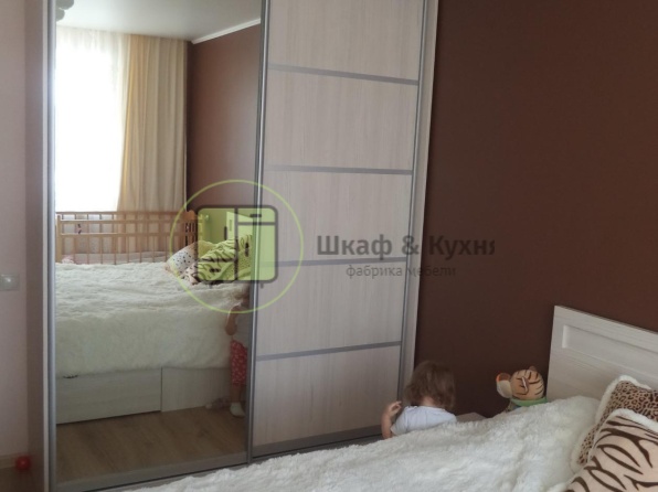 Шкаф-купе 48